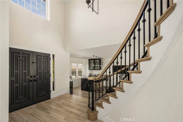 3226 E Ridgeway, Orange, CA 92867