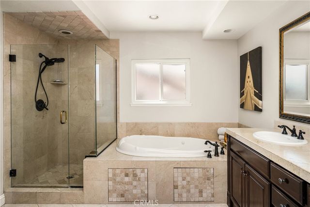 3226 E Ridgeway, Orange, CA 92867