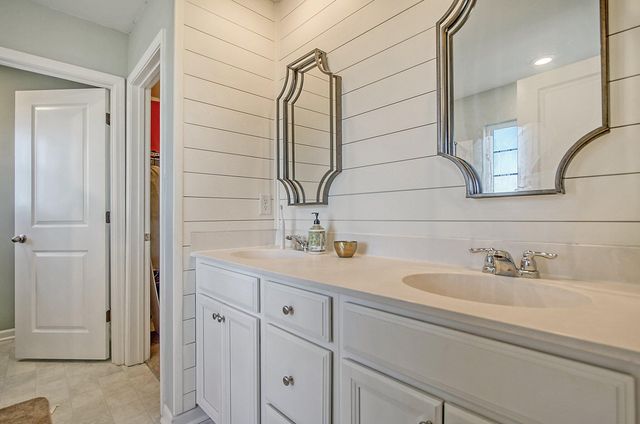 838 Redbud Lane, Summerville, SC 29486
