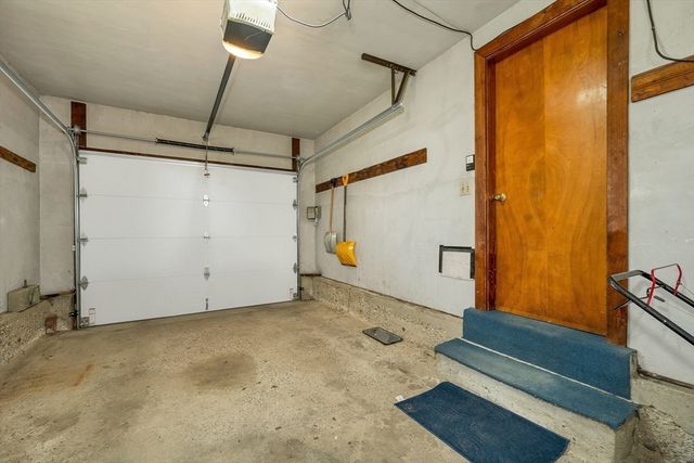 36 Louisberg St, Lawrence, MA 01843