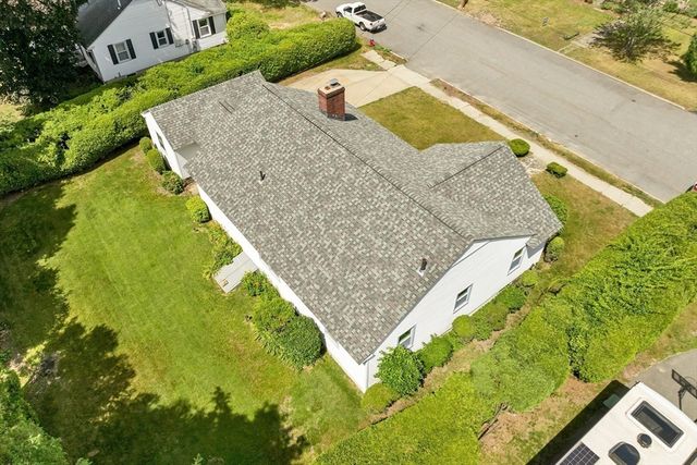 36 Louisberg St, Lawrence, MA 01843