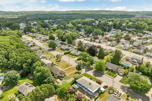 36 Louisberg St, Lawrence, MA 01843