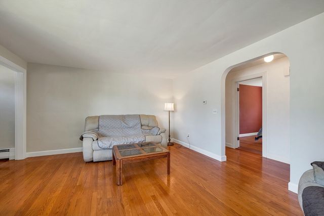 36 Louisberg St, Lawrence, MA 01843