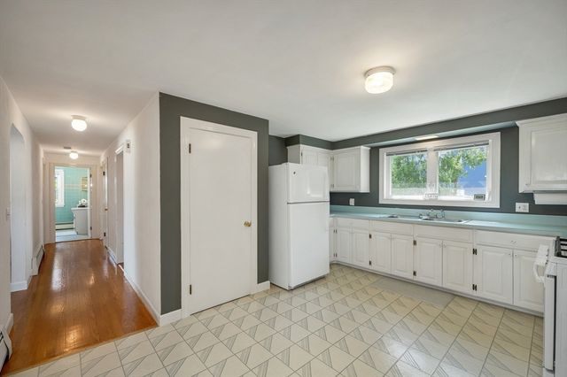 36 Louisberg St, Lawrence, MA 01843