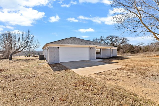 566 Mccraw Lane, Denison, TX 75021