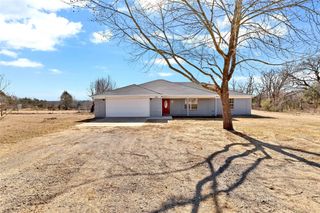 566 Mccraw Lane, Denison, TX 75021