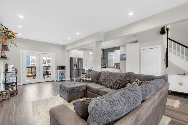 368 Hamilton Avenue, Columbus, OH 43203