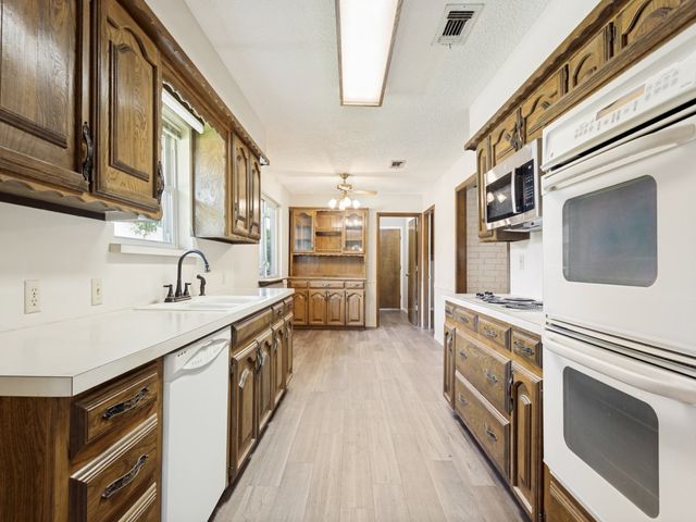 2400 Skiles Drive, Plano, TX 75075