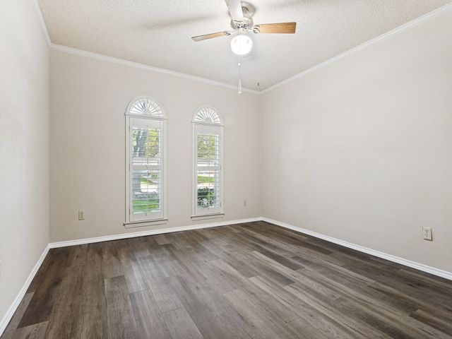 2400 Skiles Drive, Plano, TX 75075