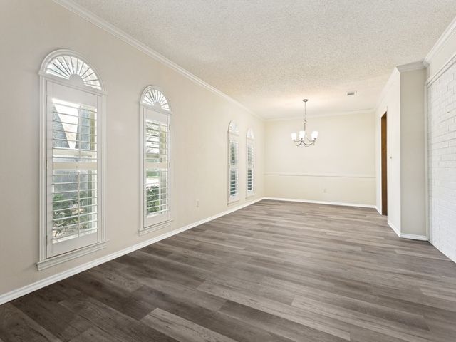 2400 Skiles Drive, Plano, TX 75075
