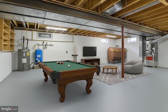 3900 BLUE HILL RD, Hanover, PA 17331