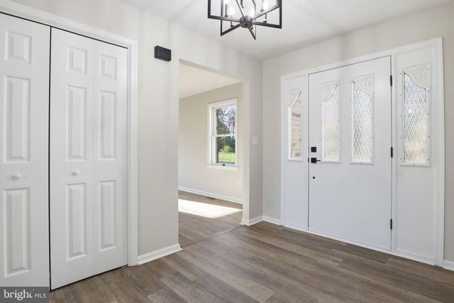 3900 BLUE HILL RD, Hanover, PA 17331