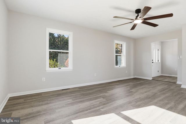 3900 BLUE HILL RD, Hanover, PA 17331