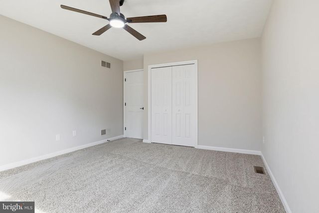 3900 BLUE HILL RD, Hanover, PA 17331