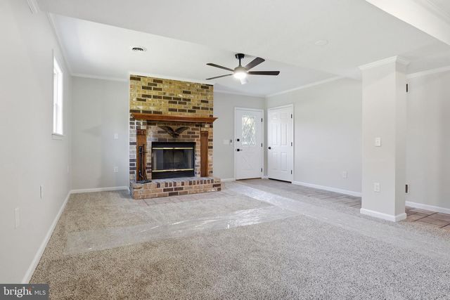 3900 BLUE HILL RD, Hanover, PA 17331