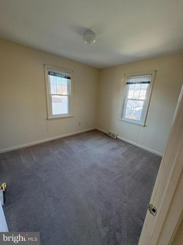 701 W BROOKE AVE, Magnolia, NJ 08049