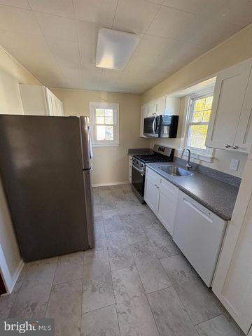 701 W BROOKE AVE, Magnolia, NJ 08049