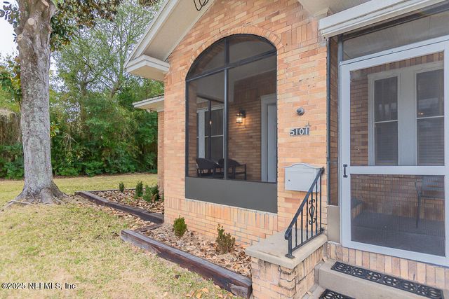 5101 FREMONT Street, Jacksonville, FL 32210