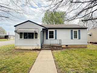 200 S Delaware Street, Dewey, OK 74029