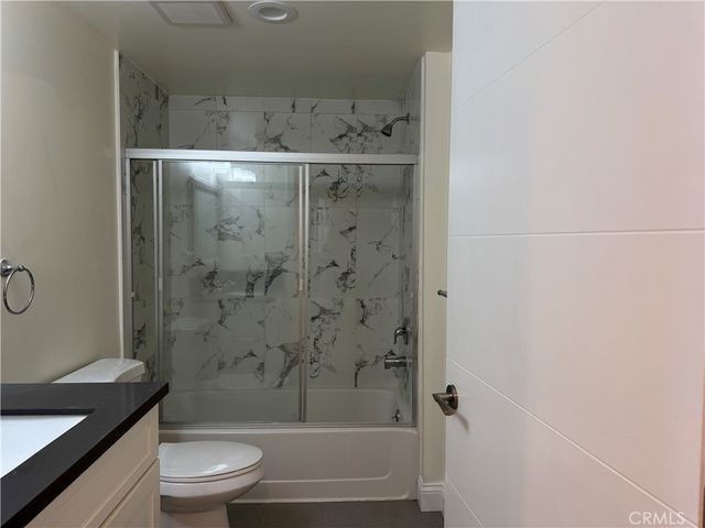 14934 Burbank Boulevard 202, Sherman Oaks, CA 91411
