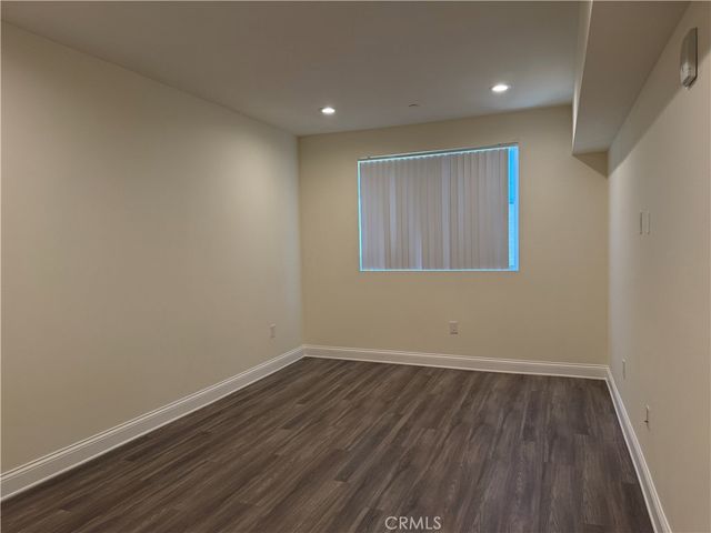 14934 Burbank Boulevard 202, Sherman Oaks, CA 91411