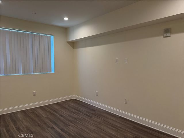 14934 Burbank Boulevard 202, Sherman Oaks, CA 91411