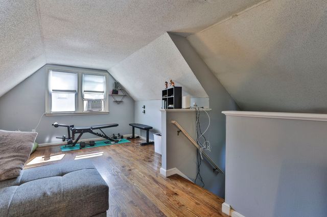 720 Hypine Rd, Dracut, MA 01826