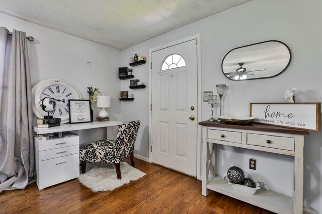 720 Hypine Rd, Dracut, MA 01826