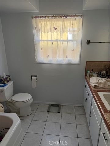 7232 Zelzah, Reseda (los Angeles), CA 91335