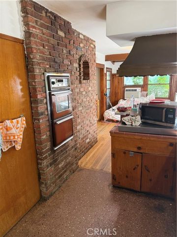 7232 Zelzah, Reseda (los Angeles), CA 91335