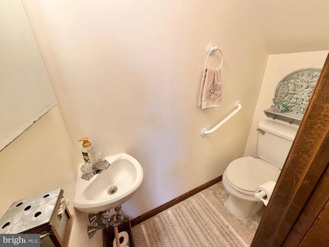 126 4TH AVE, Roebling, NJ 08554