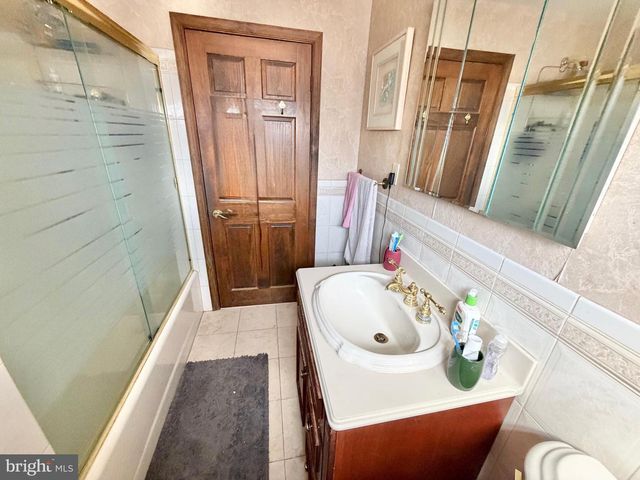 126 4TH AVE, Roebling, NJ 08554