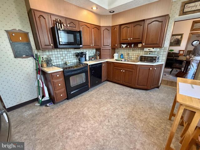 126 4TH AVE, Roebling, NJ 08554
