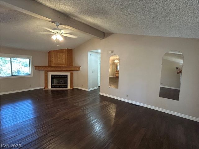 3333 Ewa Beach Drive, Las Vegas, NV 89122