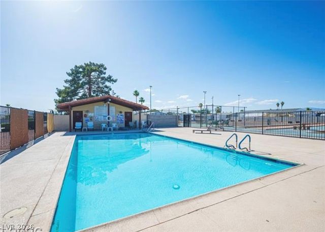 3333 Ewa Beach Drive, Las Vegas, NV 89122