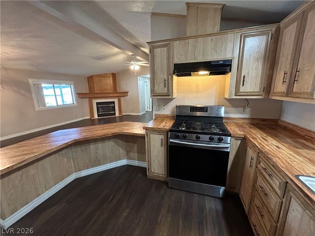 3333 Ewa Beach Drive, Las Vegas, NV 89122
