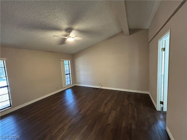 3333 Ewa Beach Drive, Las Vegas, NV 89122