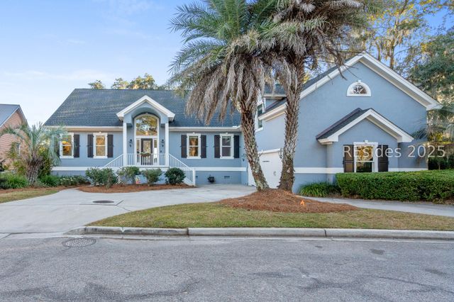 5 Petigru Dr, Beaufort, SC 29902