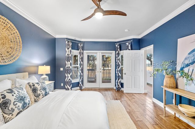 5 Petigru Dr, Beaufort, SC 29902