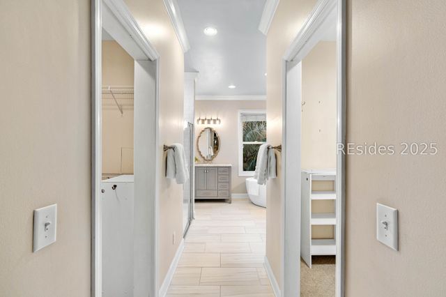 5 Petigru Dr, Beaufort, SC 29902