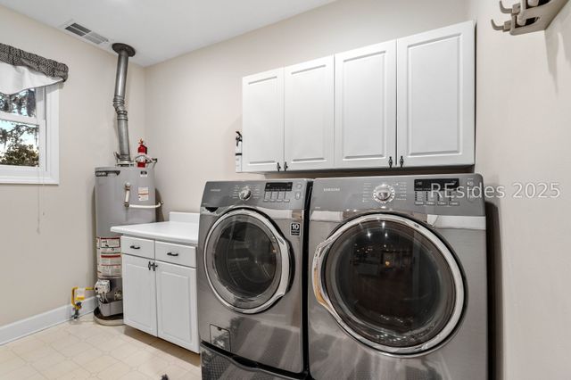 5 Petigru Dr, Beaufort, SC 29902