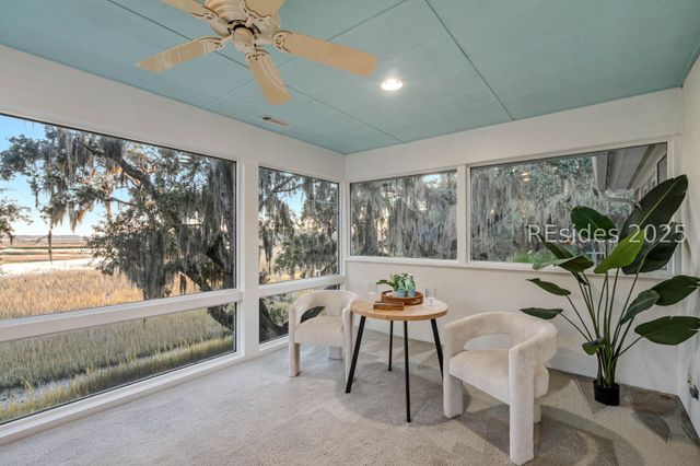 5 Petigru Dr, Beaufort, SC 29902