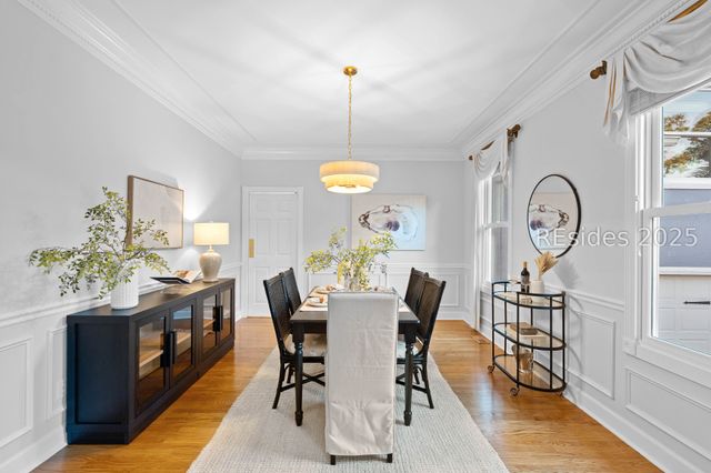 5 Petigru Dr, Beaufort, SC 29902