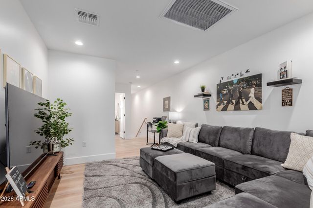3426 E UNIVERSITY Drive 106, Mesa, AZ 85213
