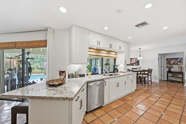 10152 Harbourtown Court, Boca Raton, FL 33498