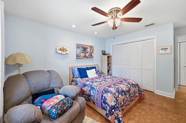 10152 Harbourtown Court, Boca Raton, FL 33498