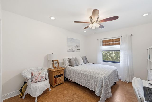 10152 Harbourtown Court, Boca Raton, FL 33498