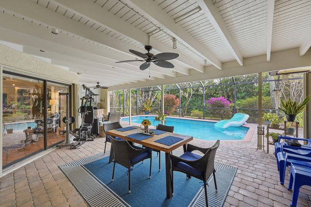 10152 Harbourtown Court, Boca Raton, FL 33498