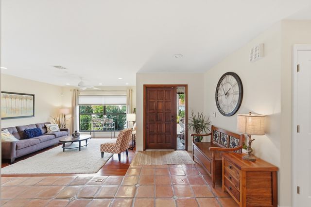 10152 Harbourtown Court, Boca Raton, FL 33498