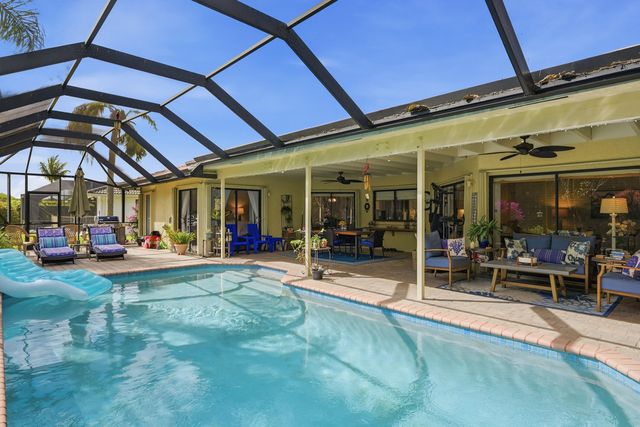 10152 Harbourtown Court, Boca Raton, FL 33498